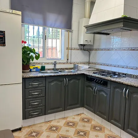 Piscina Privada Cerca Del Mar Solo Familia *